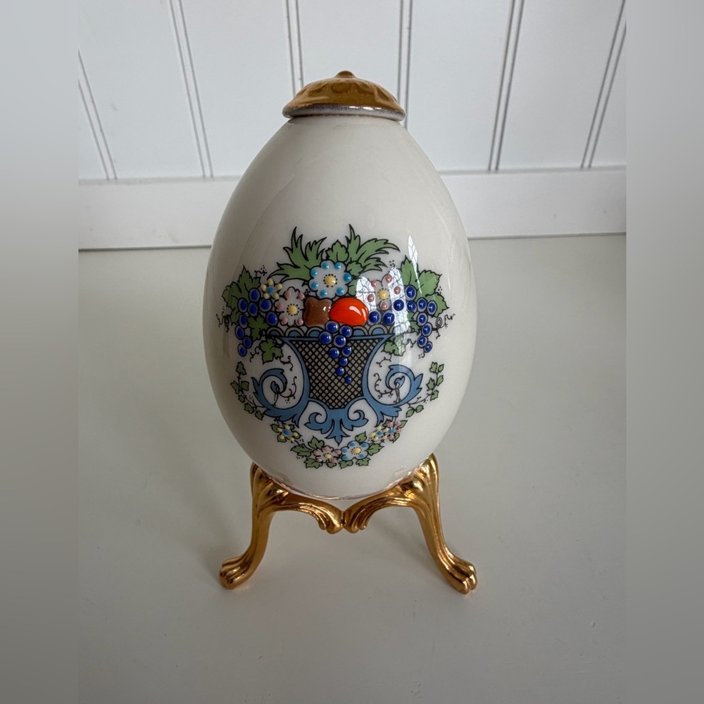 Lenox “Autumn” China Treasures Collection Egg